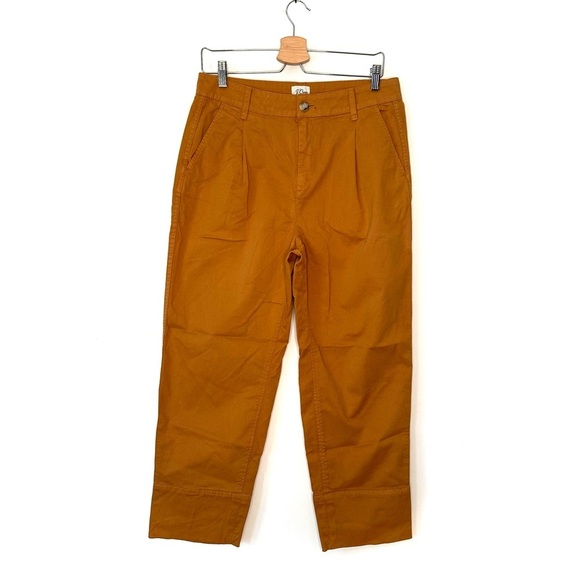 J. Crew | Pleated Cropped Straight Chino Pant in
Burnt Caramel Size 8 - Picture 2 of 9